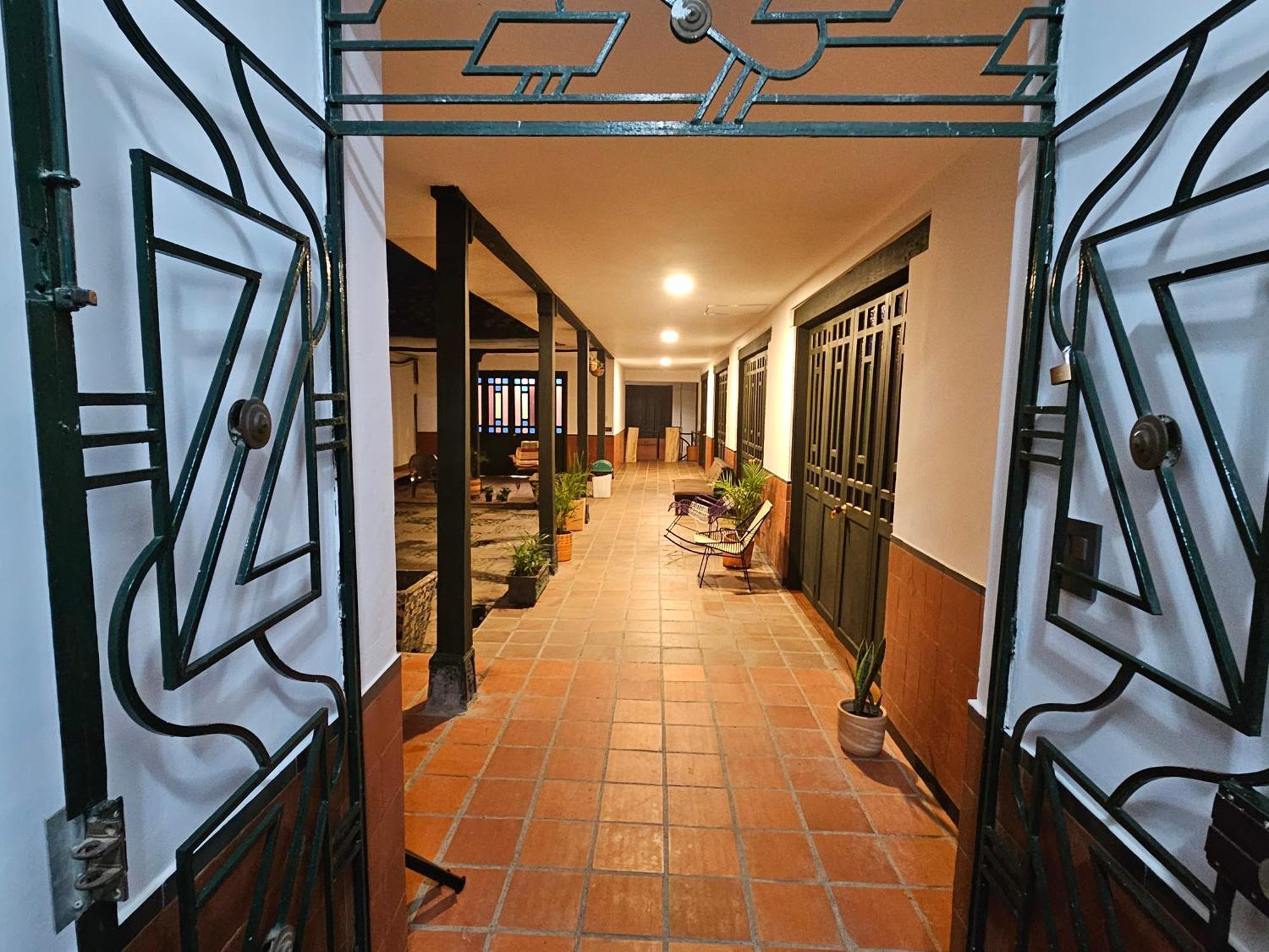 Casa Alba Hotel Cali Exterior photo